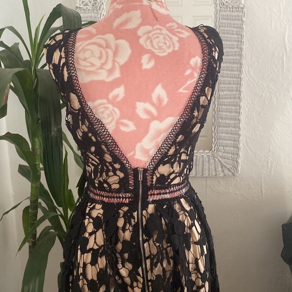 Aqua Lace Black Midi Dress M - Picture 6 of 7